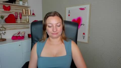 Angela online show from July 23, 9:11 am