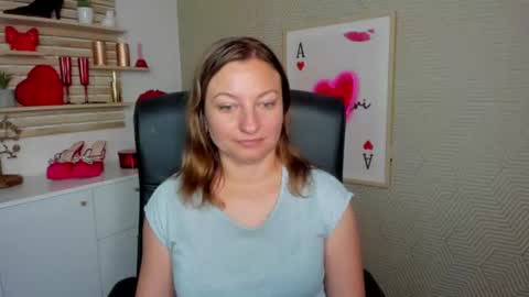 Angela online show from July 27, 9:04 am