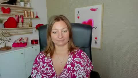 Angela online show from July 28, 7:47 am