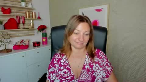 Angela online show from July 28, 11:16 am