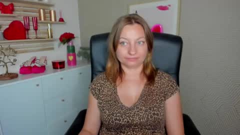 Angela online show from August 12, 5:32 am