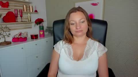Angela online show from August 13, 5:43 am