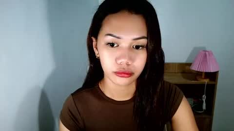 angela_star888 online show from July 23, 8:00 pm