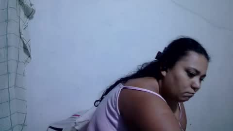 angela online show from August 8, 6:30 pm