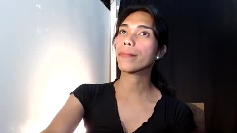 SENORITA online show from April 22, 5:49 pm