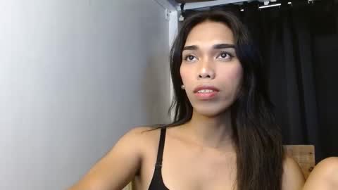 SENORITA online show from April 29, 6:43 pm