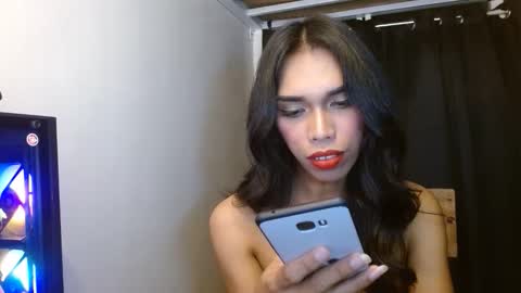 SENORITA online show from May 7, 5:25 pm