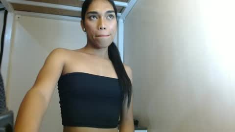 SENORITA online show from June 21, 6:42 pm