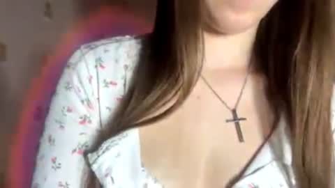 Angela online show from August 9, 5:47 pm