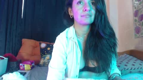 angelataysonvip online show from April 2, 11:18 am