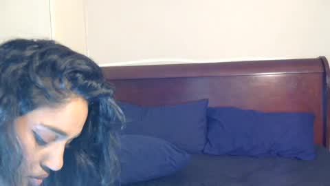 angelbabeyy online show from August 14, 6:44 pm