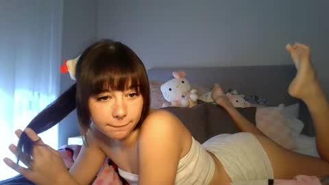 angelbabiix online show from August 14, 2:48 am