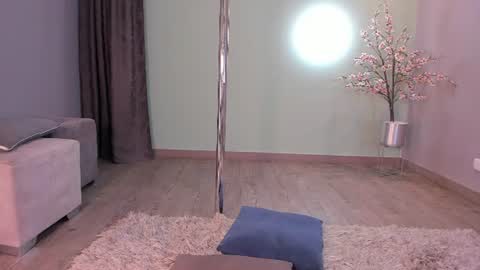 angelbae_ online show from August 9, 4:46 am