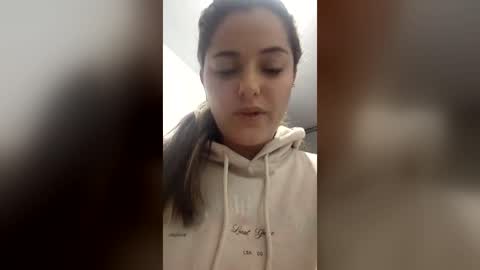 anita online show from August 3, 7:48 am