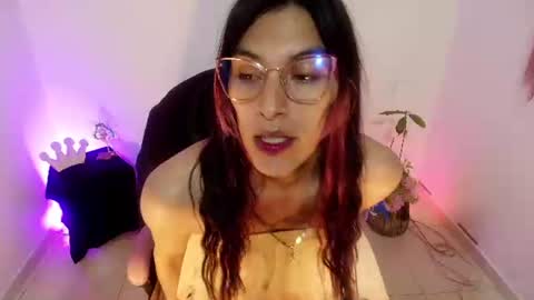 angele online show from July 14, 6:19 pm