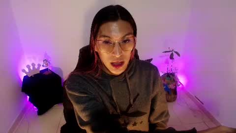 angele online show from August 6, 7:24 pm
