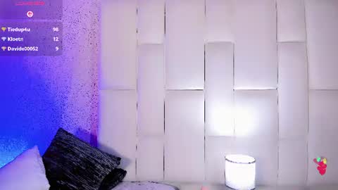 angeles_bust online show from August 2, 11:00 pm