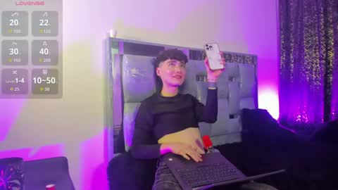 Foxxx Angel online show from August 8, 4:23 am