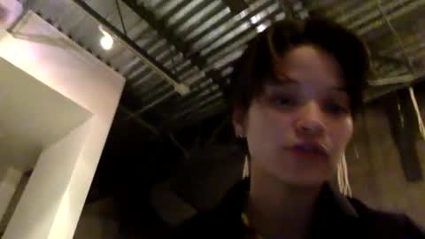 angelia01m online show from May 1, 1:42 am