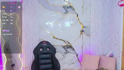angelic_tay online show from August 12, 10:28 am