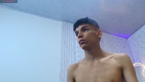 angelic_tay online show from August 15, 5:22 am