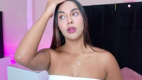 angelicaa_garcia online show from August 18, 11:38 am