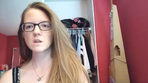 AngelicAngel online show from August 4, 7:33 pm