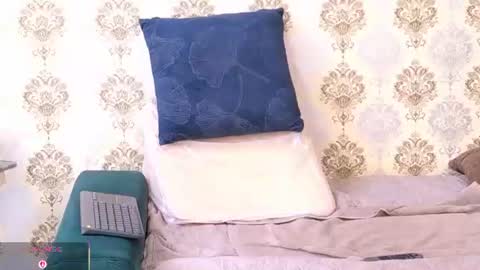 angelina_class_7 online show from August 9, 5:36 pm