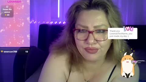 AngelinaGlam online show from July 21, 9:33 am