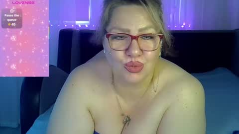 AngelinaGlam online show from July 30, 9:38 am