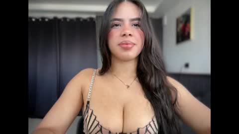 Angelina Weiss online show from July 17, 7:25 pm