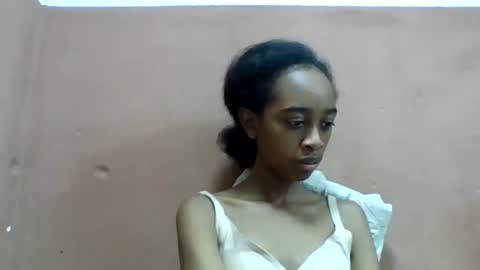 angeline221173 online show from August 11, 11:12 am