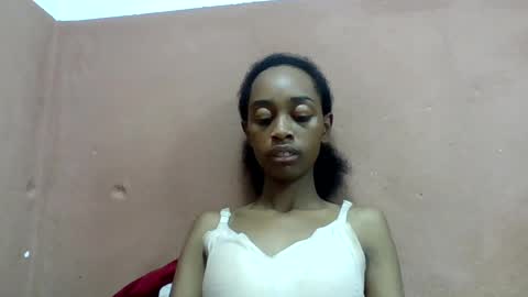 angeline221173 online show from August 14, 1:31 am