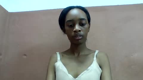 angeline221173 online show from August 15, 9:02 am