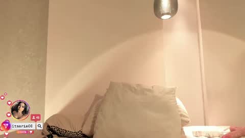 angeline  online show from August 10, 10:22 pm