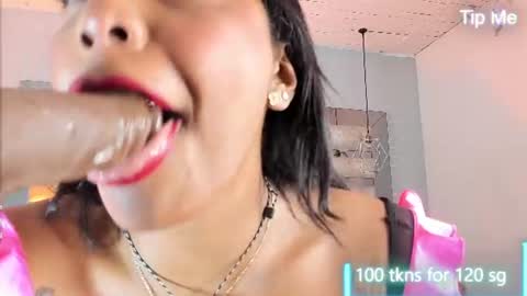 Angeline Heet online show from August 15, 9:13 am