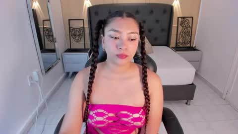 ANGELINE online show from August 11, 7:38 pm