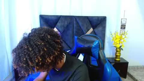 Angel online show from July 27, 9:09 pm