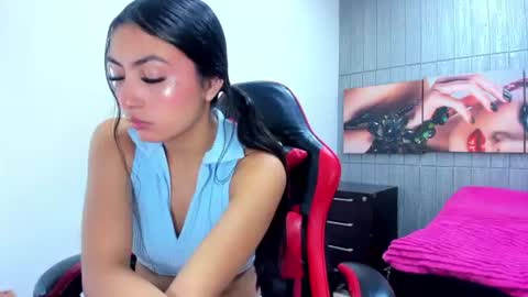 Angell cooper8 online show from August 6, 3:22 pm