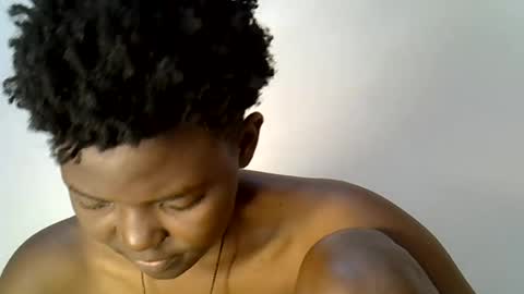 angell_queen2 online show from August 11, 8:16 am