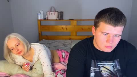 Cutie online show from August 11, 4:42 pm