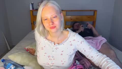 Cutie online show from August 11, 6:54 pm