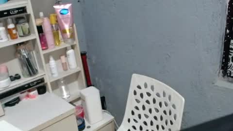 Dakiyourboi online show from September 5, 11:54 pm