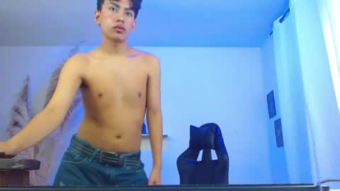 Angelo online show from August 5, 1:42 pm
