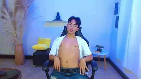 Angelo online show from August 5, 5:00 pm