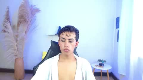 Angelo online show from August 12, 9:06 pm