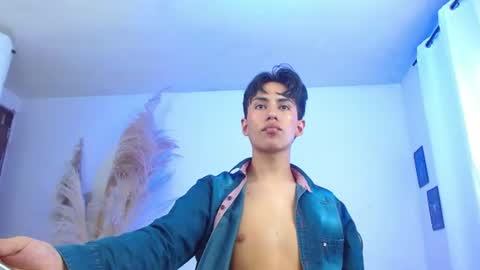 Angelo online show from August 14, 5:38 pm