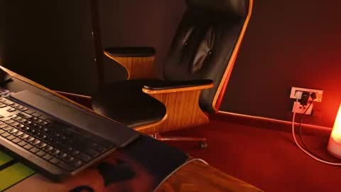 BlackWolf online show from August 12, 5:37 pm