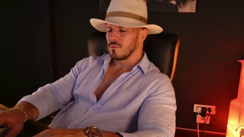 BlackWolf online show from August 14, 2:21 pm