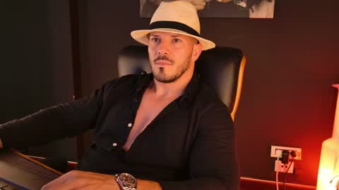 BlackWolf online show from August 15, 3:38 pm